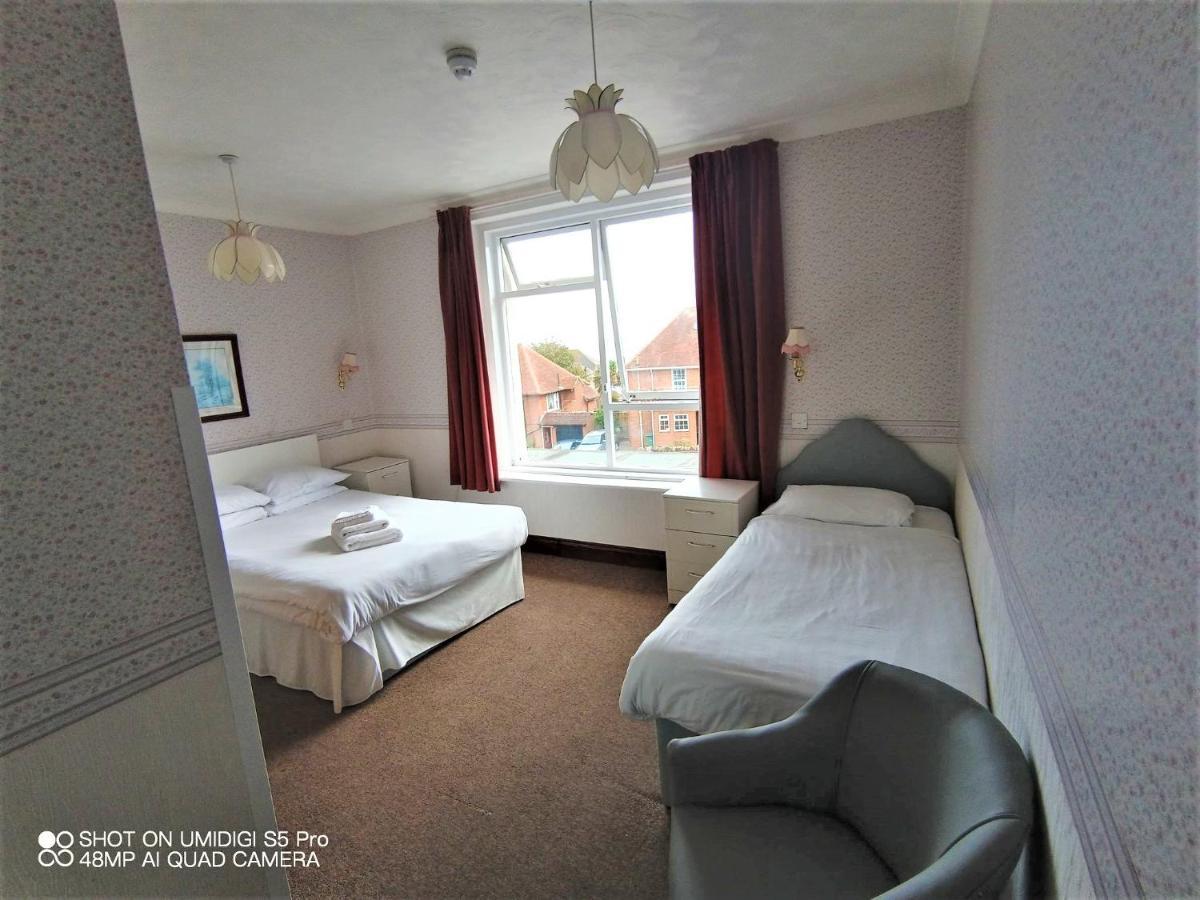 The Wight Bay Hotel - Isle Of Wight Сэнддаун Экстерьер фото