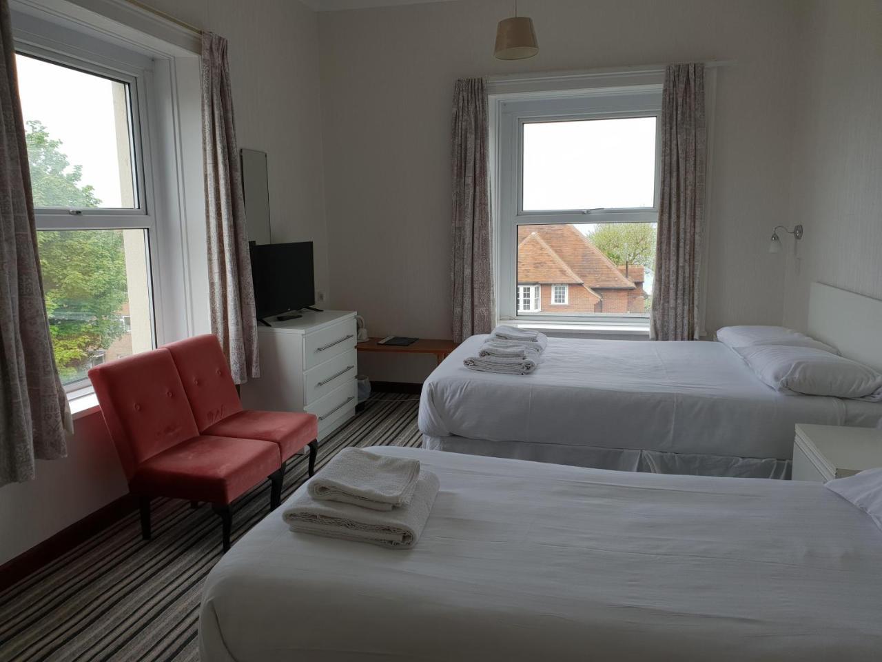 The Wight Bay Hotel - Isle Of Wight Сэнддаун Экстерьер фото